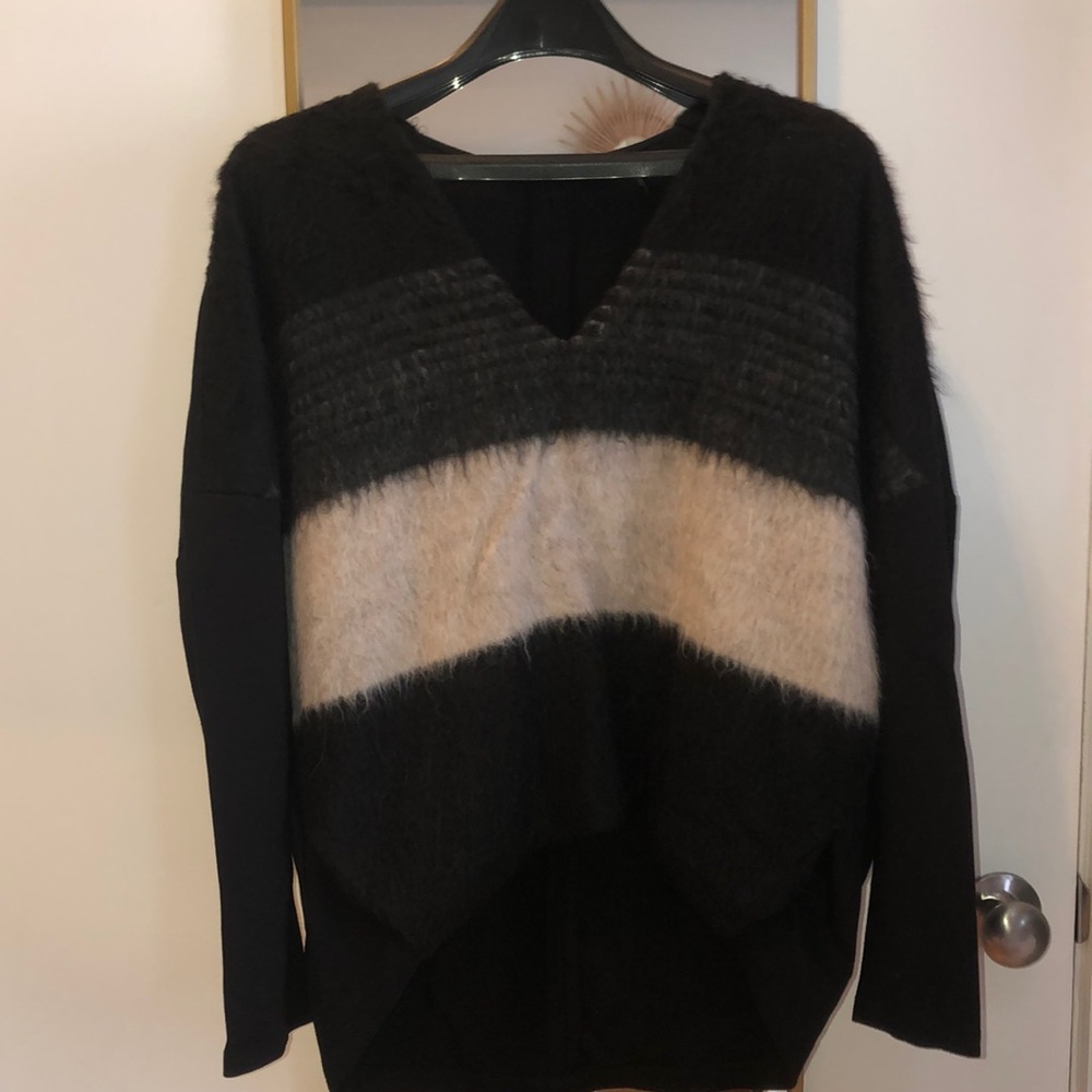 L.A.M.B women’s alpaca wool sweater